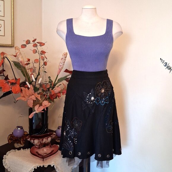 NWT Simon Chang Elegant Black Floral Embroidered Fall Winter Lined Ruffle Skirt - Picture 8 of 13